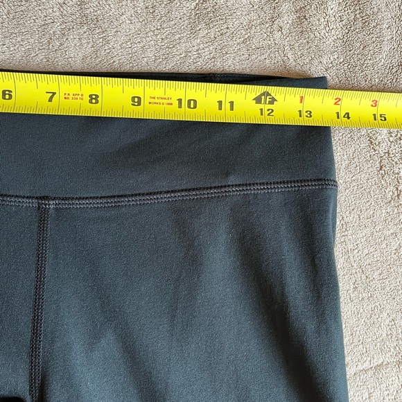 Under Armour Leggings - Picture 9 of 11